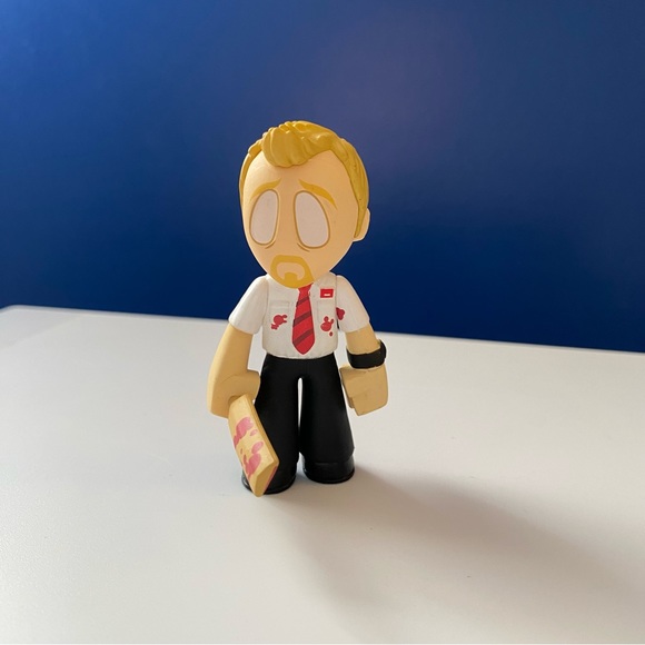 Shaun of the Dead Figure - Picture 1 of 3
